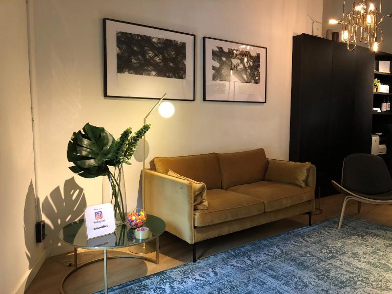 Deluxe Apartment with Terrace - 2 bedrooms image 2