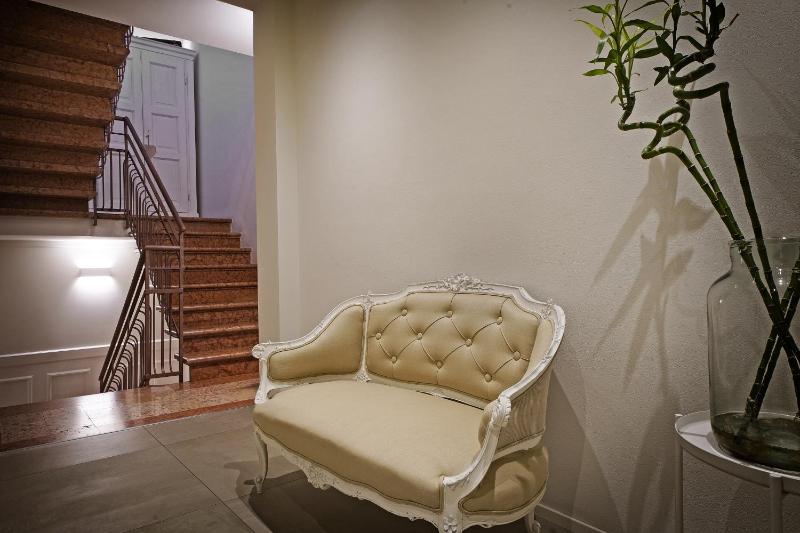 Riviera Carducci Rooms - image 24