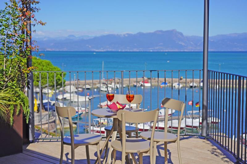 Riviera Carducci Rooms - image 22