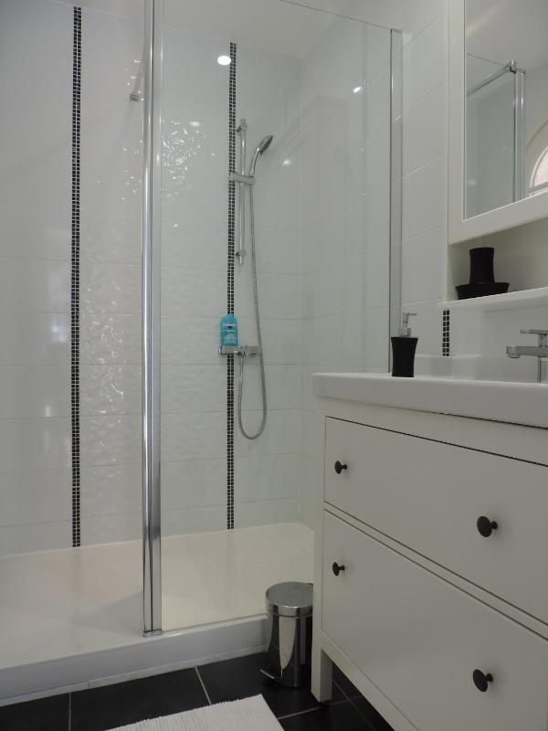 Double Room image 4