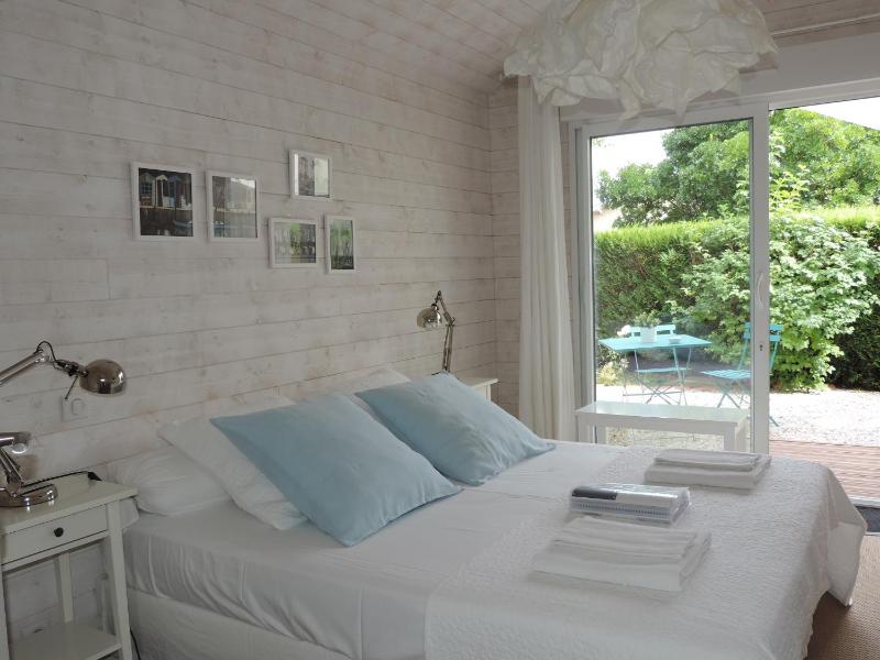 Double Room with Garden View image 4