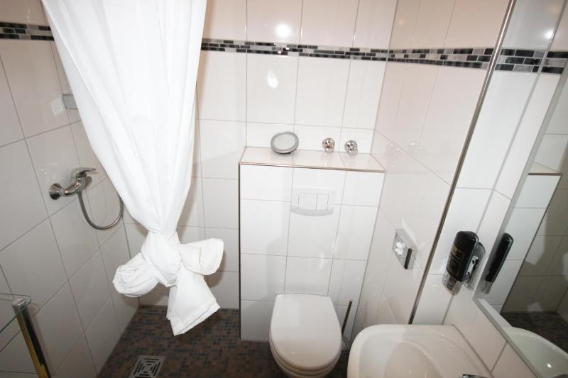 Apartment (2 Adults) image 1