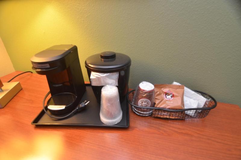 King Suite - Non-Smoking image 2