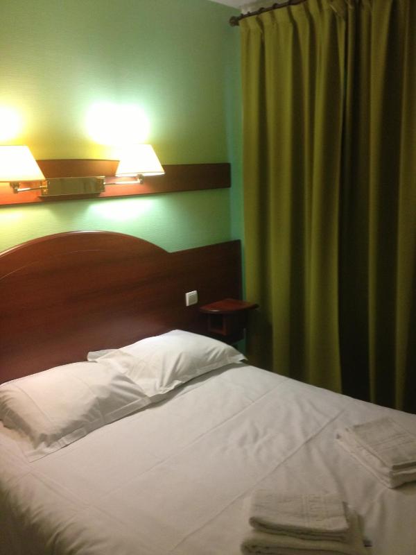 Economic Double Room image 4