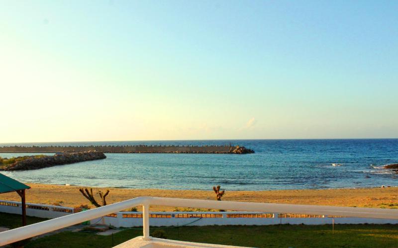 Apartment with Sea View image 3