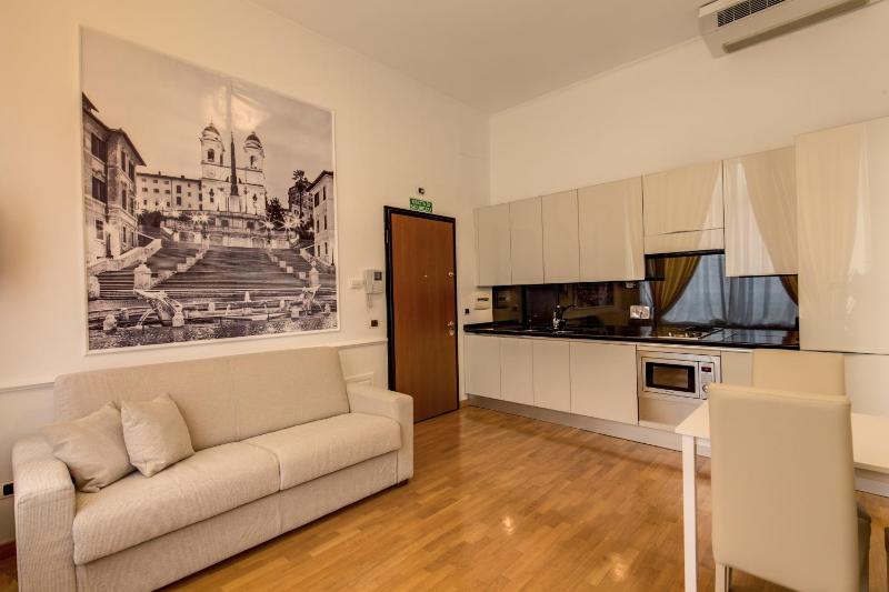 One-Bedroom Apartment image 1