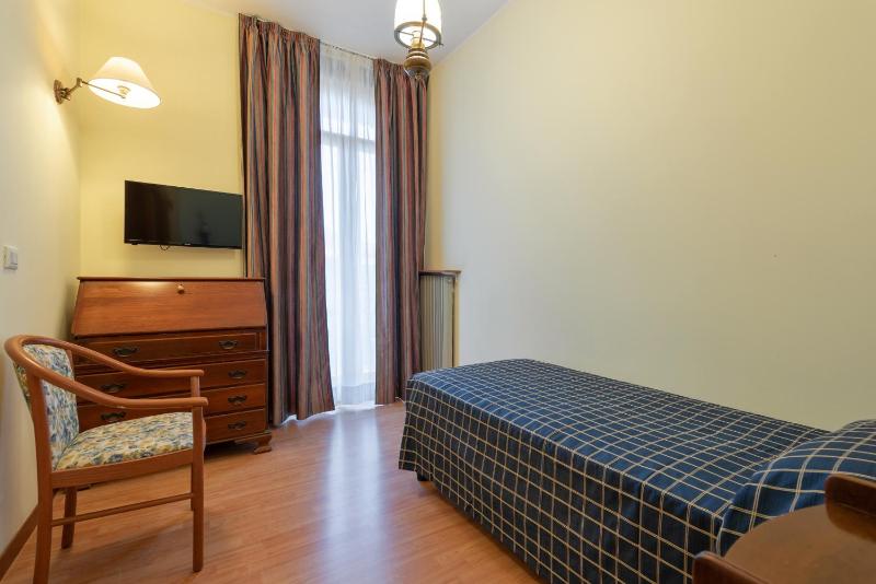 Single Room image 1