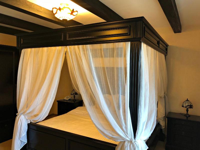 King Room with Balcony image 4