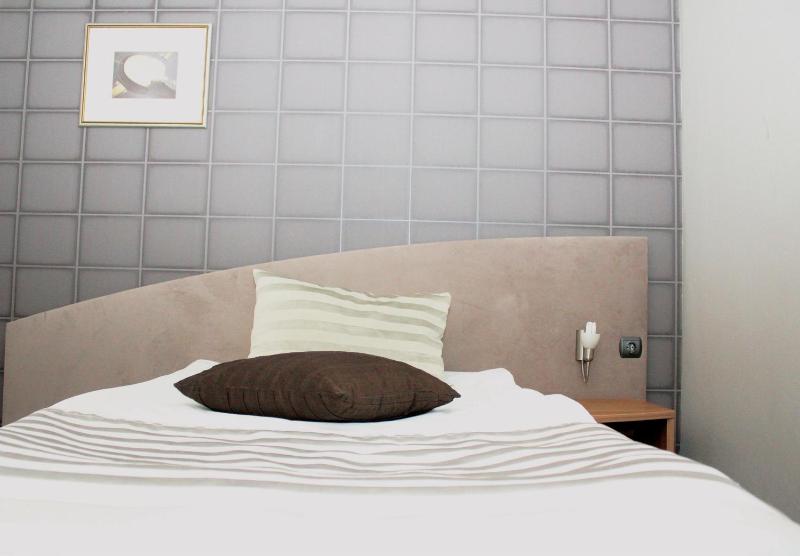 Economy Single Room image 1