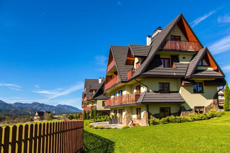 udanypobyt Apartament Regionalny z tarasem - image 14