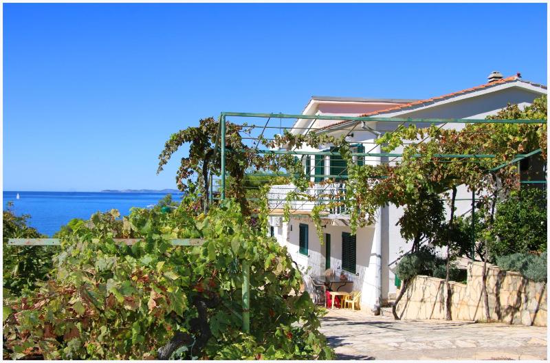 Apartment Katarina and house Marieta - image 32