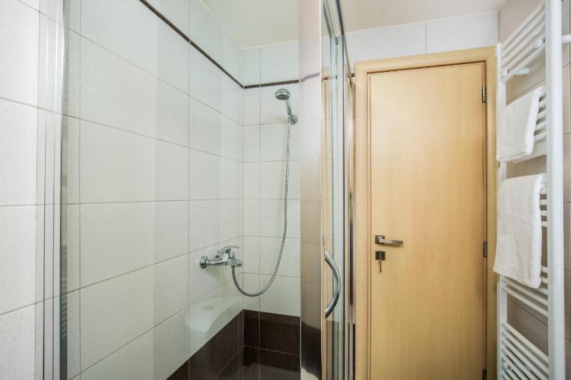 Apartment image 2