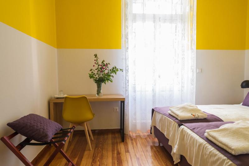 Neratzia Rooms - image 4