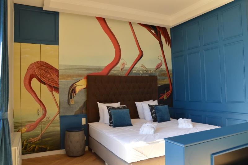 Suite with Sofa Bed and Spa Access image 1