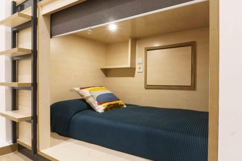 Bed in 4-Bed Mixed Dormitory Room image 4