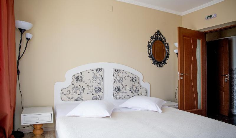Double Room image 1