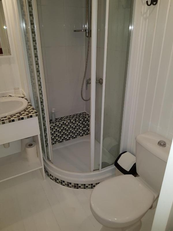 Connection Guesthouse - image 10