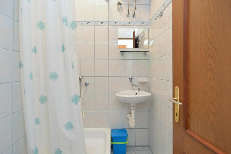 Apartment image 3