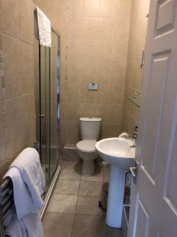 Standard Double Room image 2