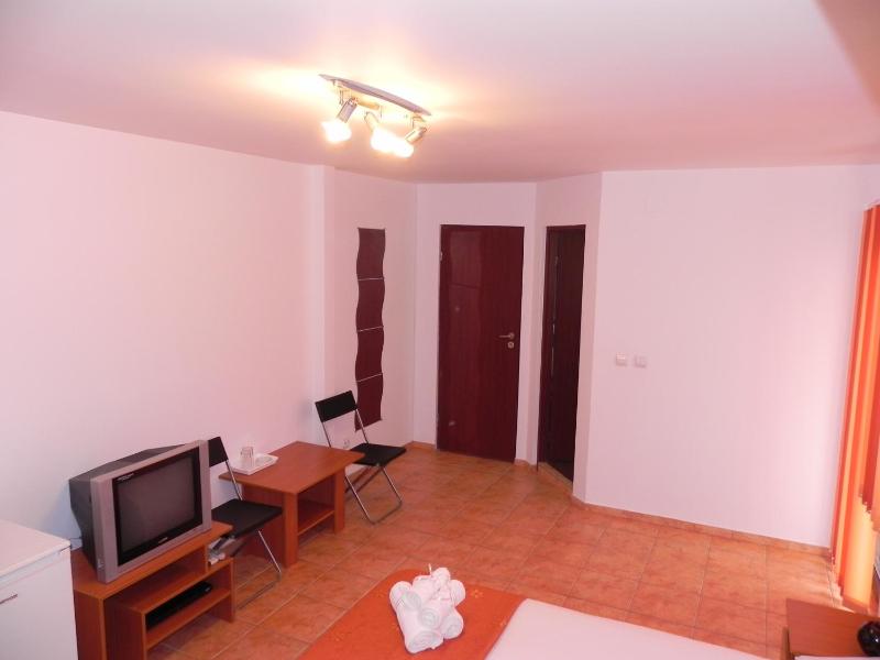 Quadruple Room with Balcony image 1