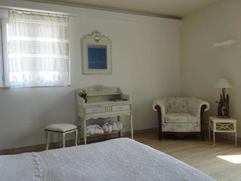 Double Room image 1