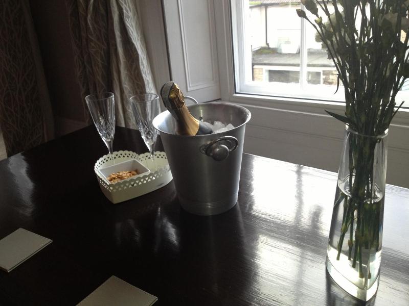 Deluxe Suite image 2