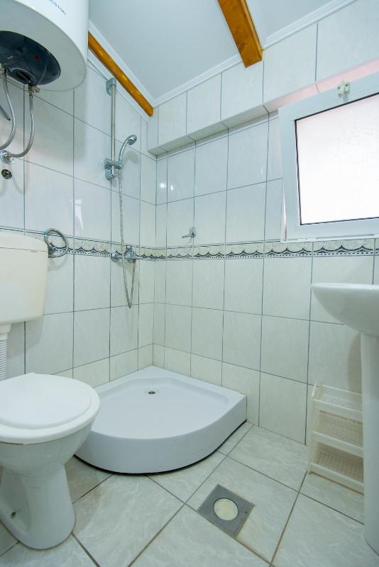 Duplex One-Bedroom Apartment image 3
