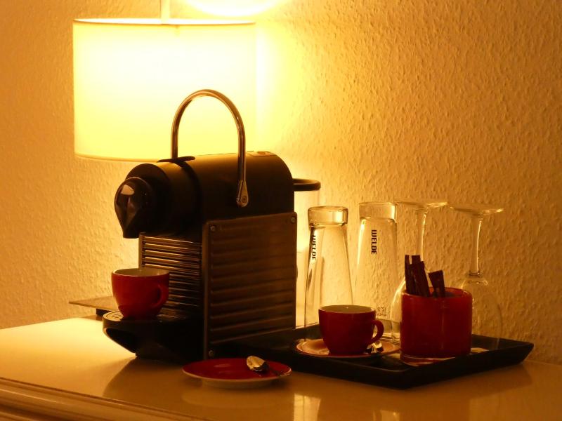Single Room image 2