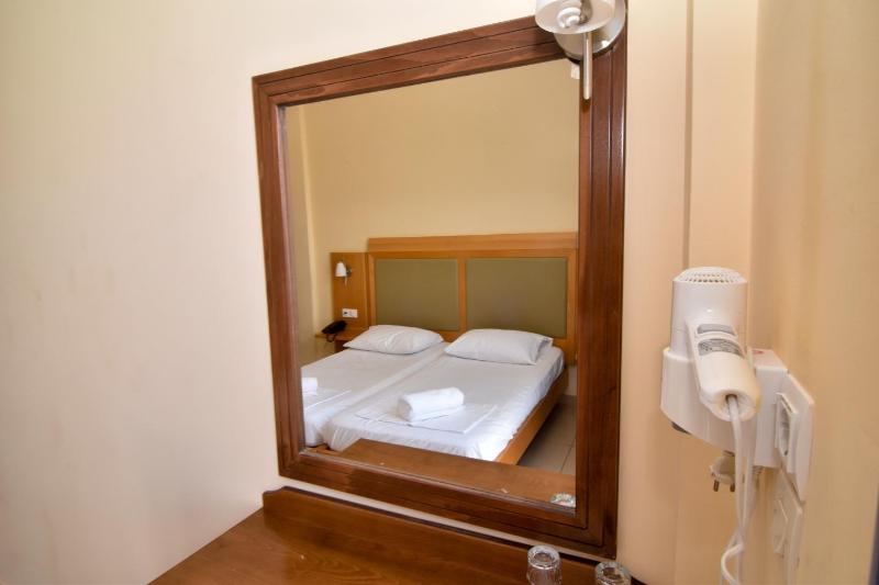 Superior Double or Twin Room image 3