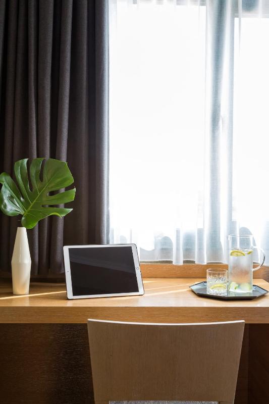 Superior Triple Room image 4