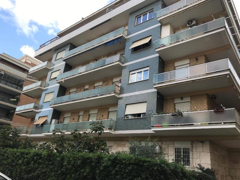 AzzurRomare Flat apartment - image 14