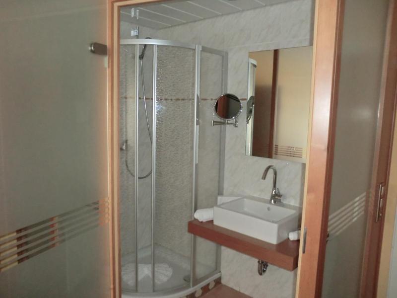 Single Room image 1