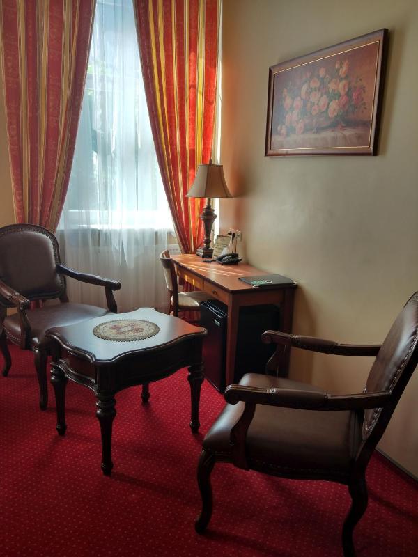 Suite image 4