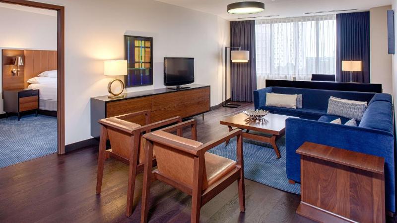 Hyatt Regency Minneapolis - image 25