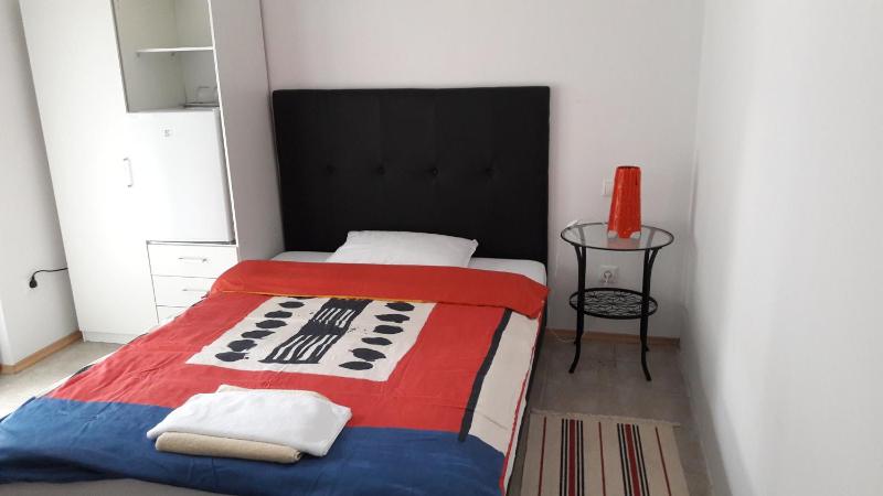 Double Room with Patio image 3