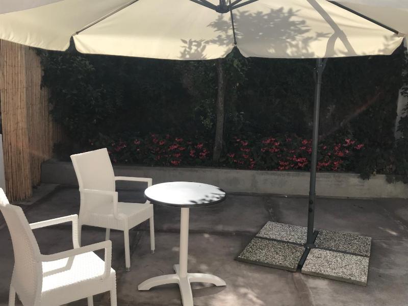 Double Room with Patio image 3