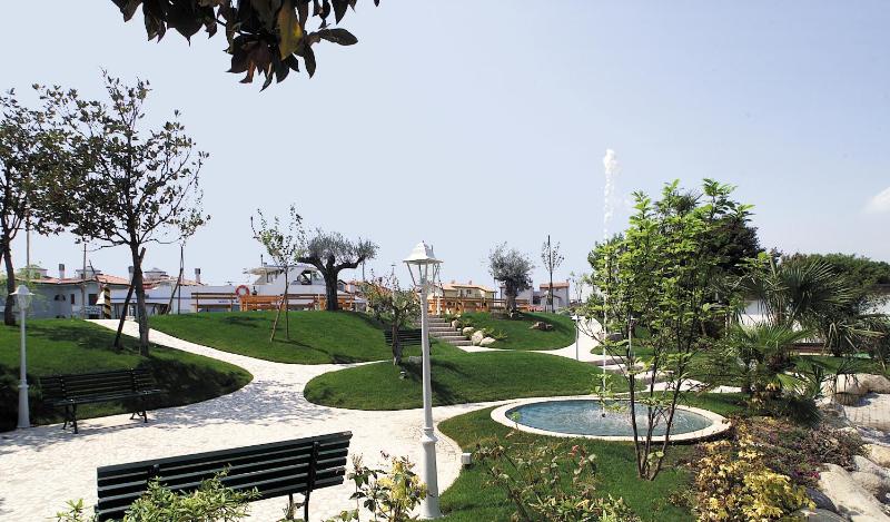 AQA Palace - image 38