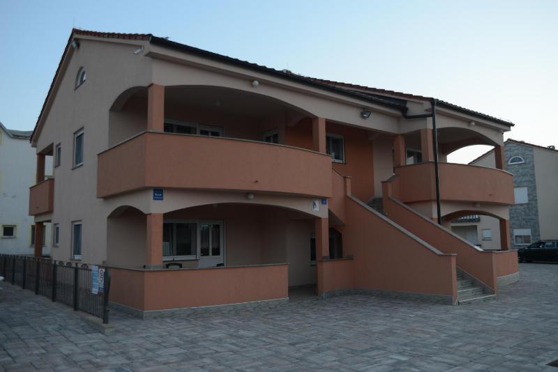 Apartments Villa Lucky - image 47