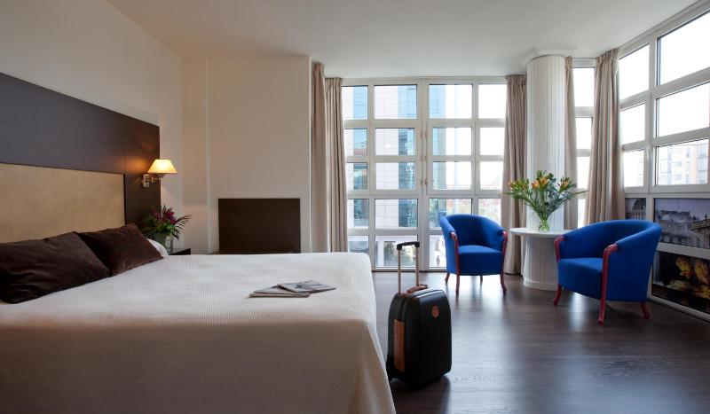 Superior Double Room image 3