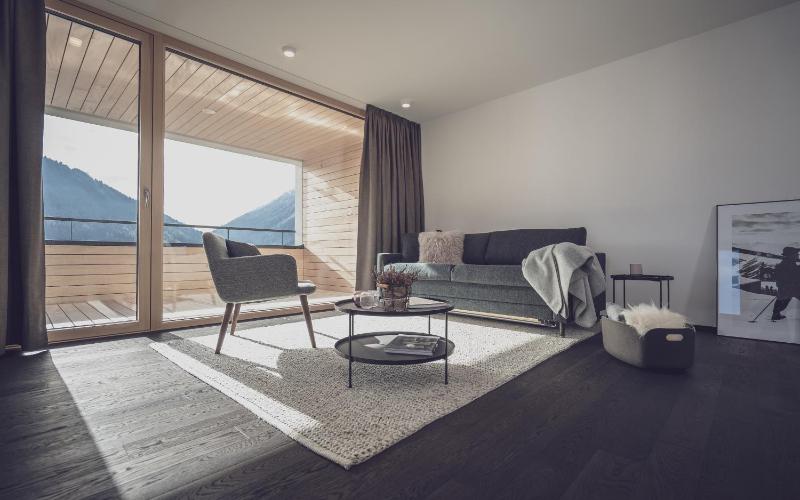 One-Bedroom Apartment image 1