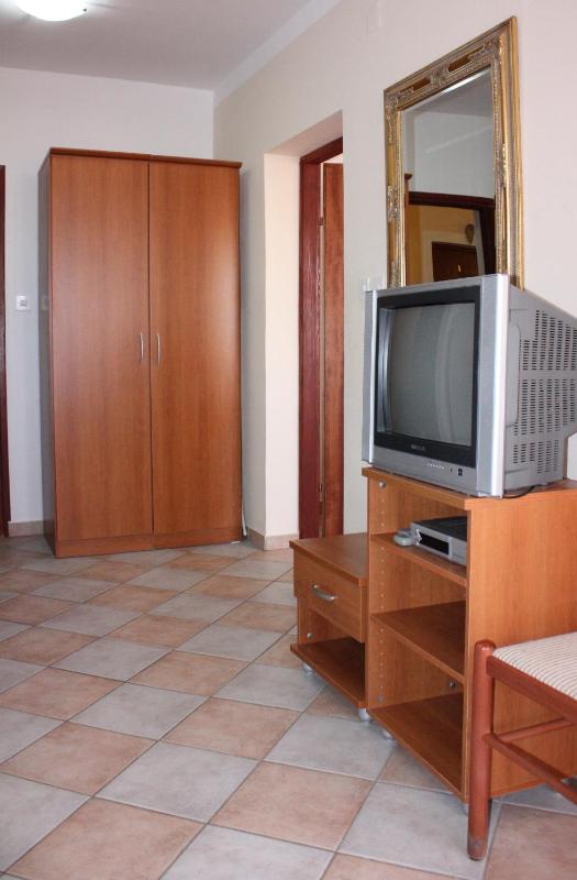 Two-Bedroom Apartment with Balcony image 2