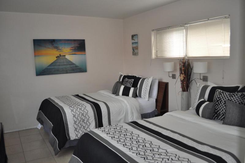 Standard Room image 2