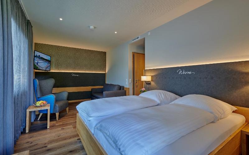 Junior Suite with Balcony image 2