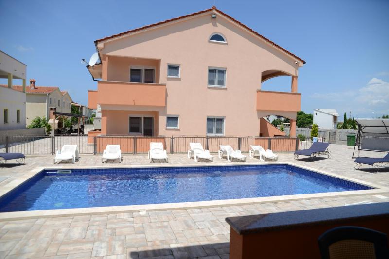 Apartments Villa Lucky - image 26