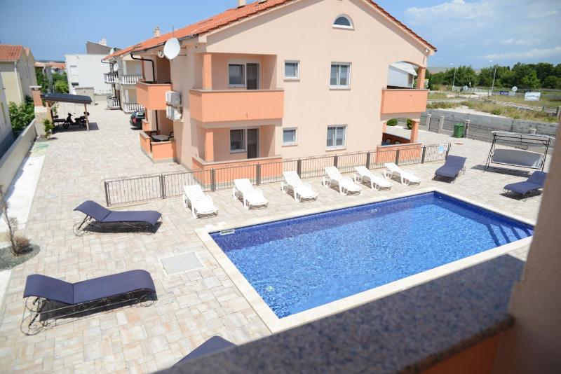 Apartments Villa Lucky - image 40