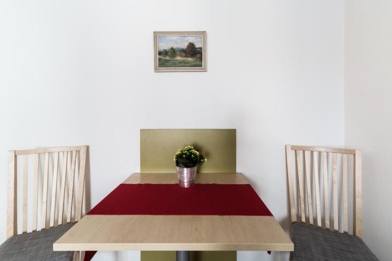 Studio with Garden View image 3