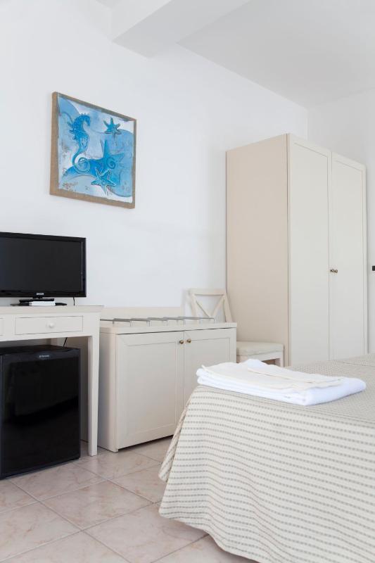 Quadruple Room image 4