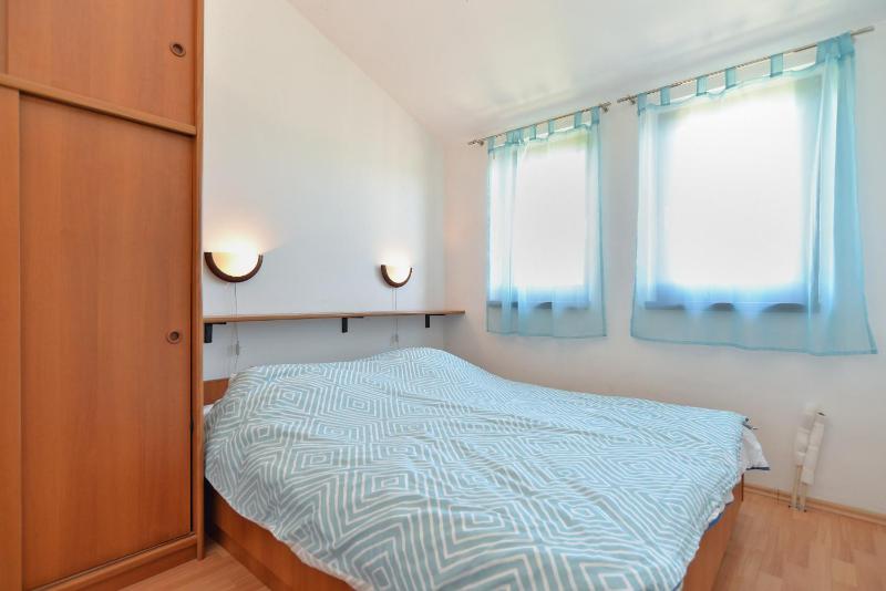 Apartment image 3