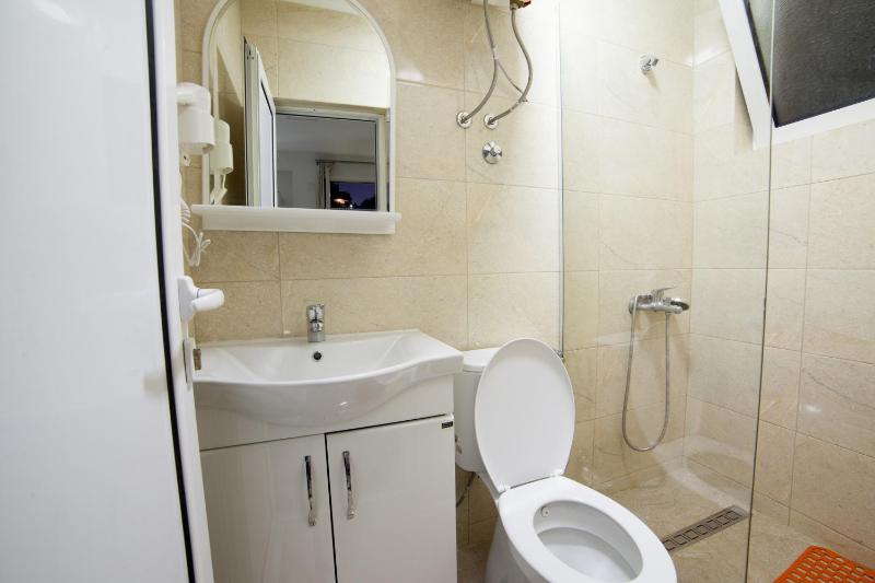 Apartments Panorama Alaj - image 5
