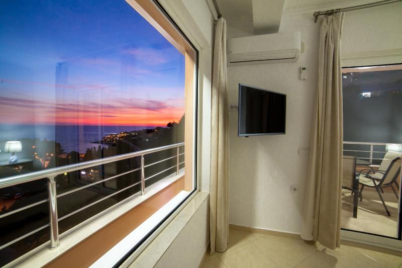 Apartments Panorama Alaj - image 15